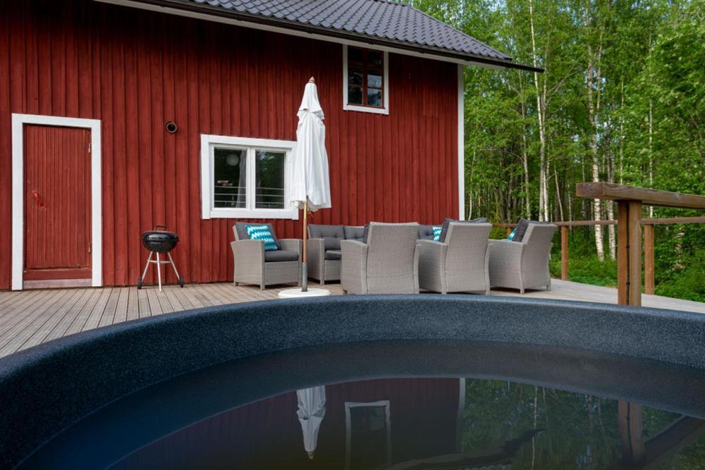 Bjoerkbo, Old Farm With Modern Conveniences Villa Sarkilahti Esterno foto